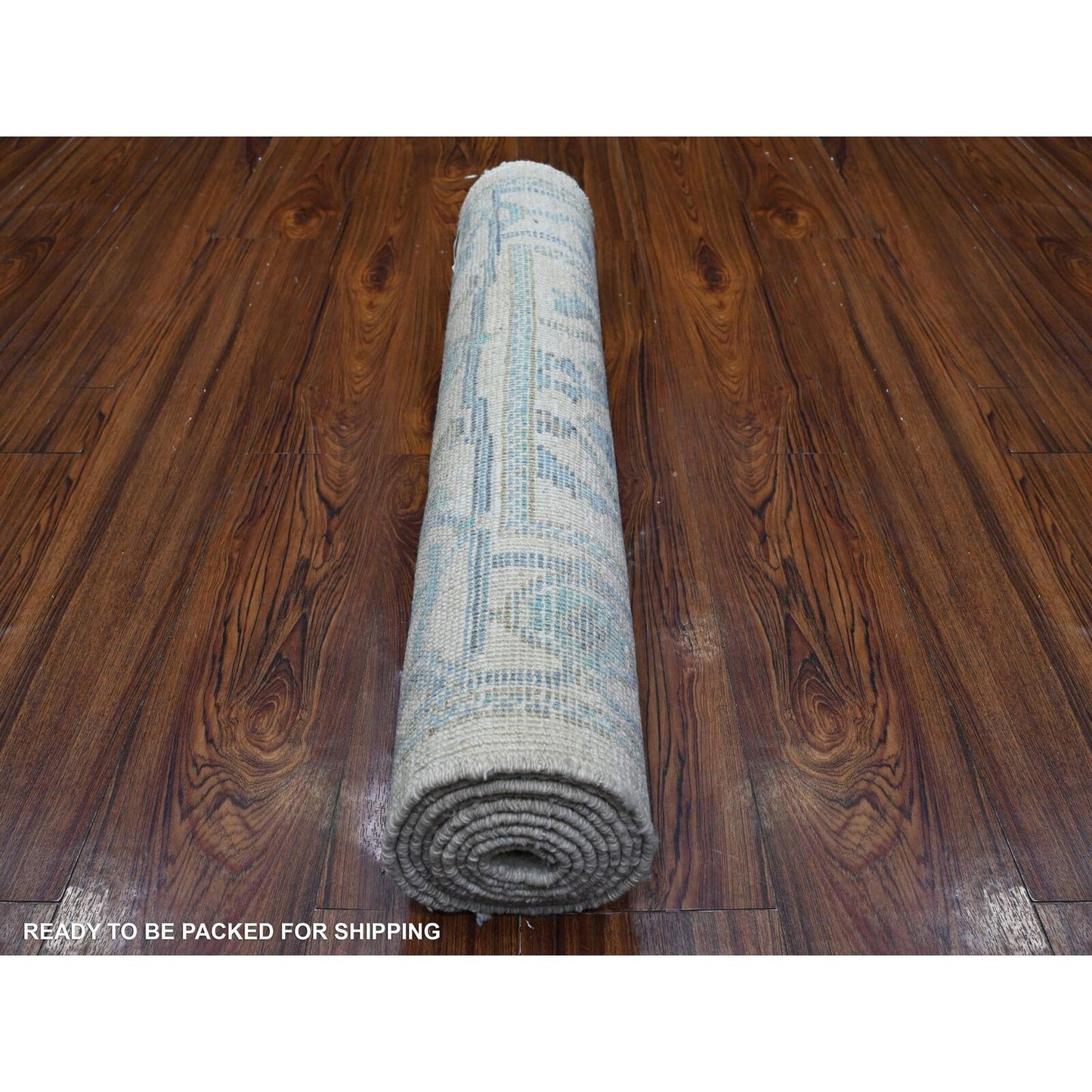 2'7"X8' Wisp White Rural Flower Design Angora Oushak Oriental Runner Rug