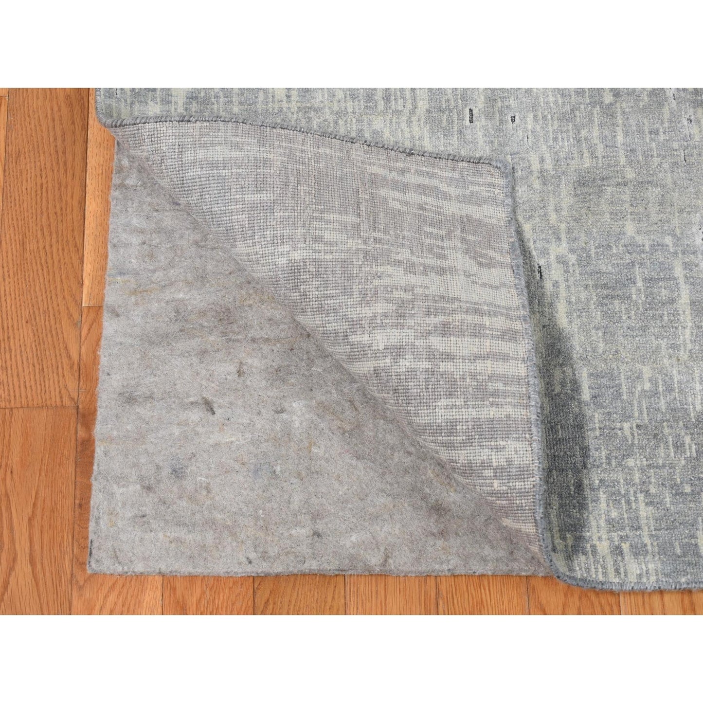 9'X11'10" Medium Gray Vertical Ombre Design Pure Silk Hand Knotted Rug