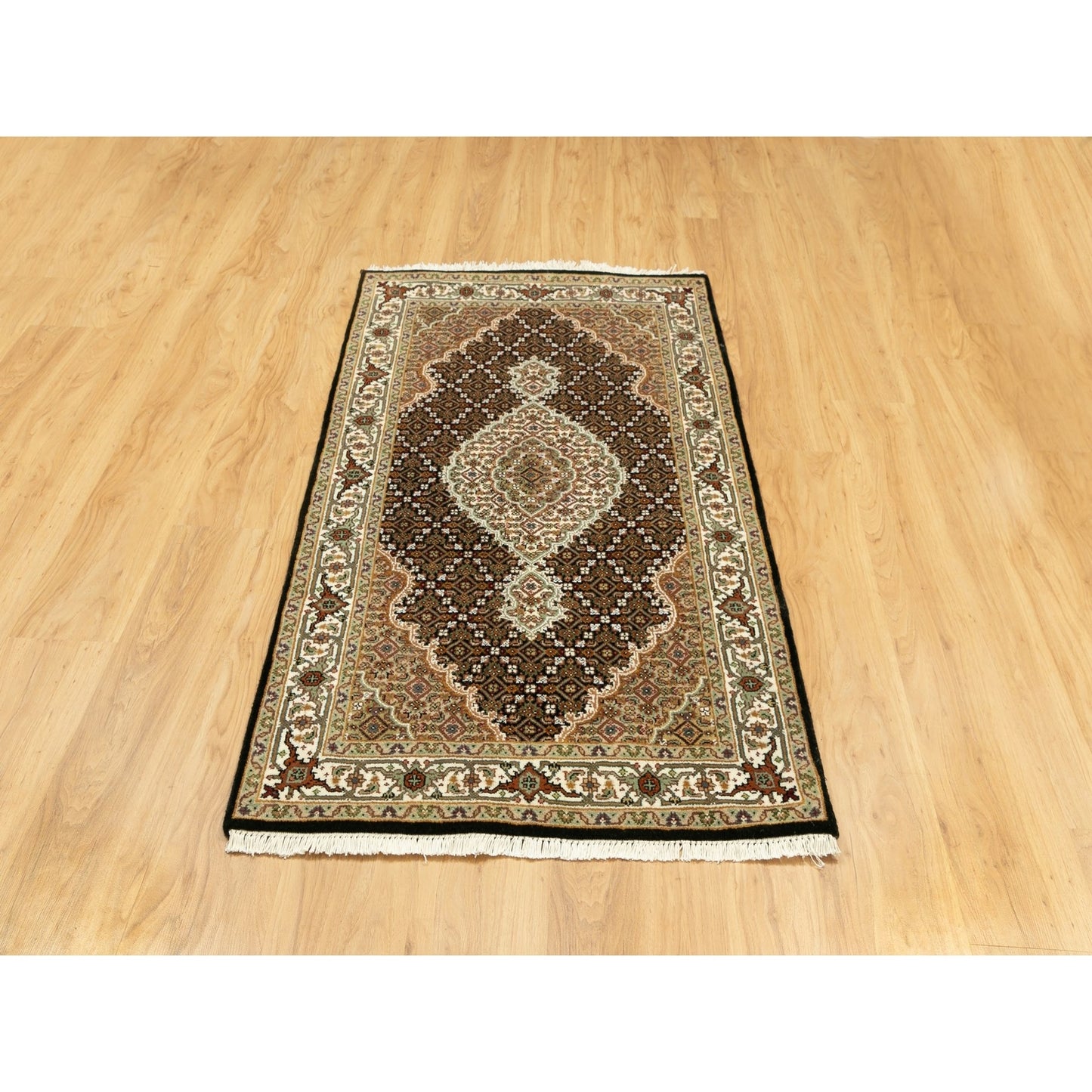 3'1"X5'6" Rich Black Tebraz Mahi 250 Kpsi Wool Hand Knotted Rug