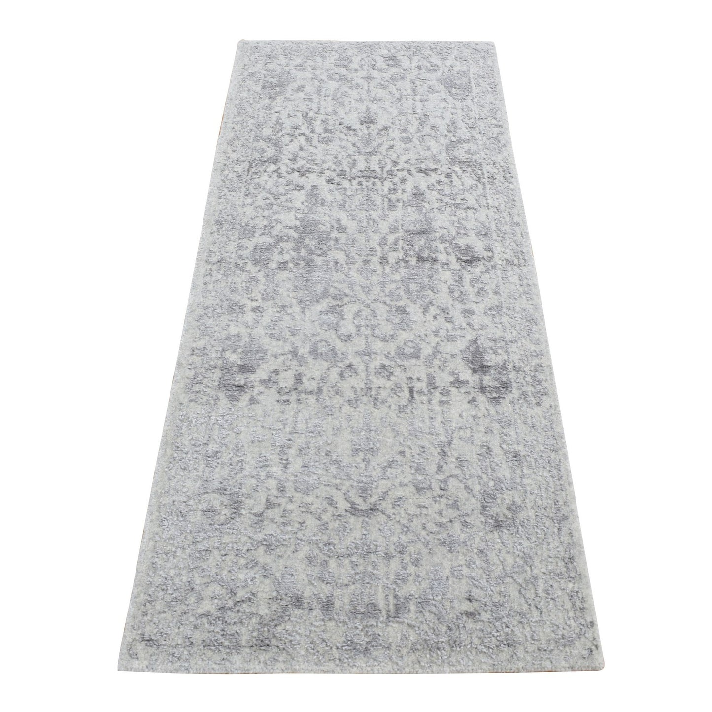 2'5"X6' Gray Broken Cypress Tree Silken Jacquard Hand Loomed Runner Rug