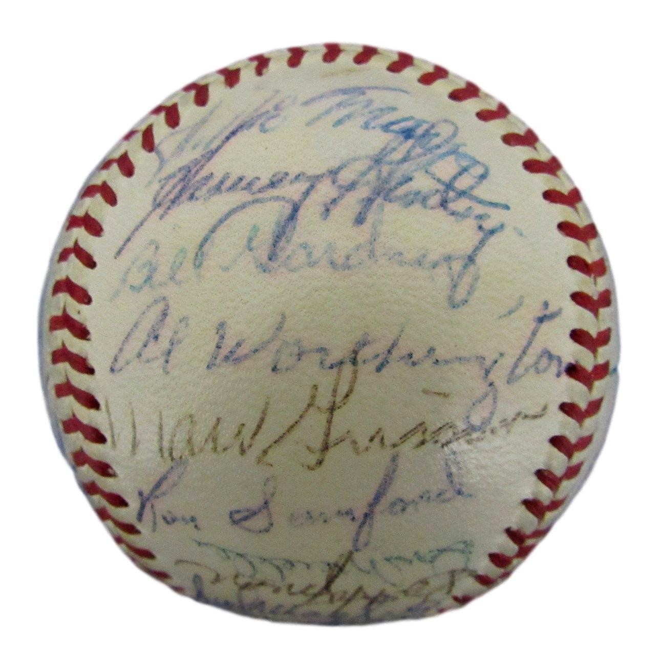 1954 World Series Champs Giants Team 32 Signed/ W. Mays Onl Baseball Jsa 149565