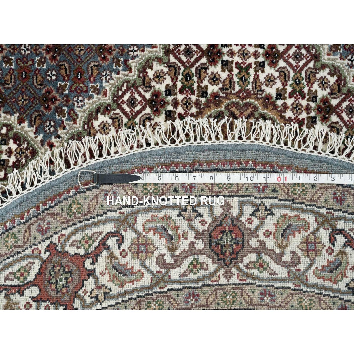 5'X5' Gray Wool And Silk Hand Knotted Tebraz Mahi Round Oriental Rug