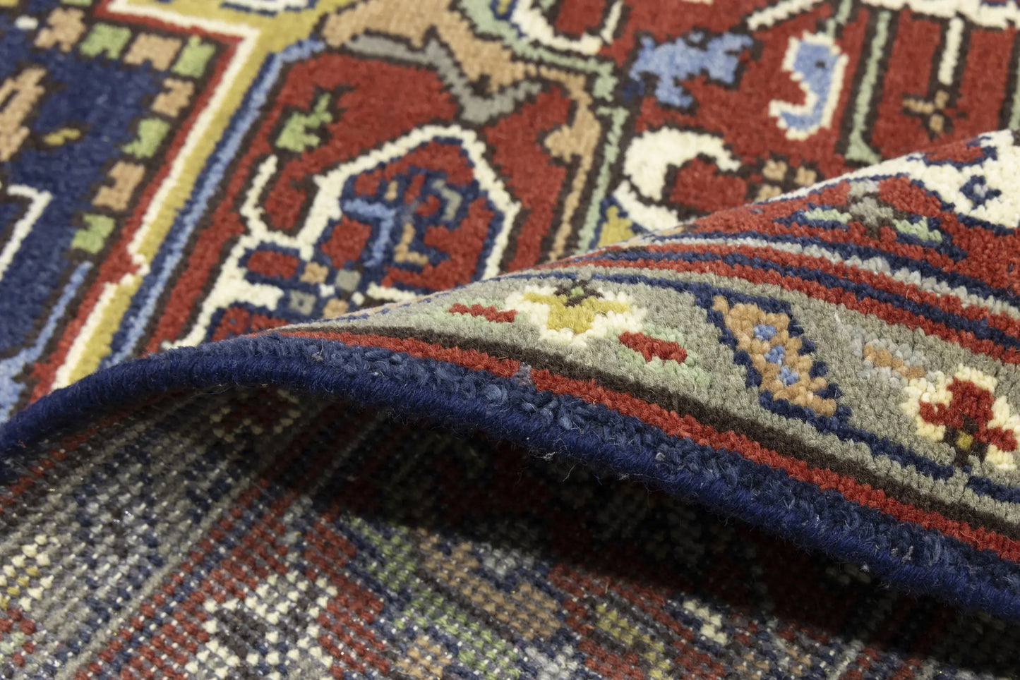 Geometric Heriz Serapi Oriental Rug Dining Room