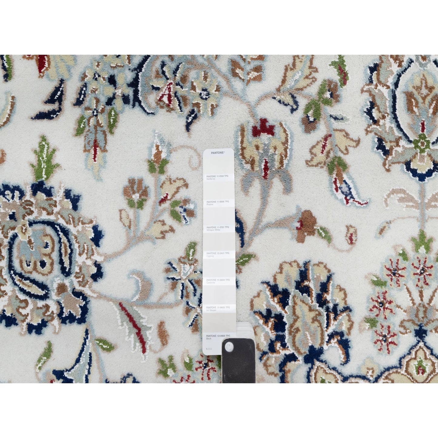 10'2"X10'2" Snow White 250 Kpsi Hand Knotted Nain Wool & Silk Square Rug