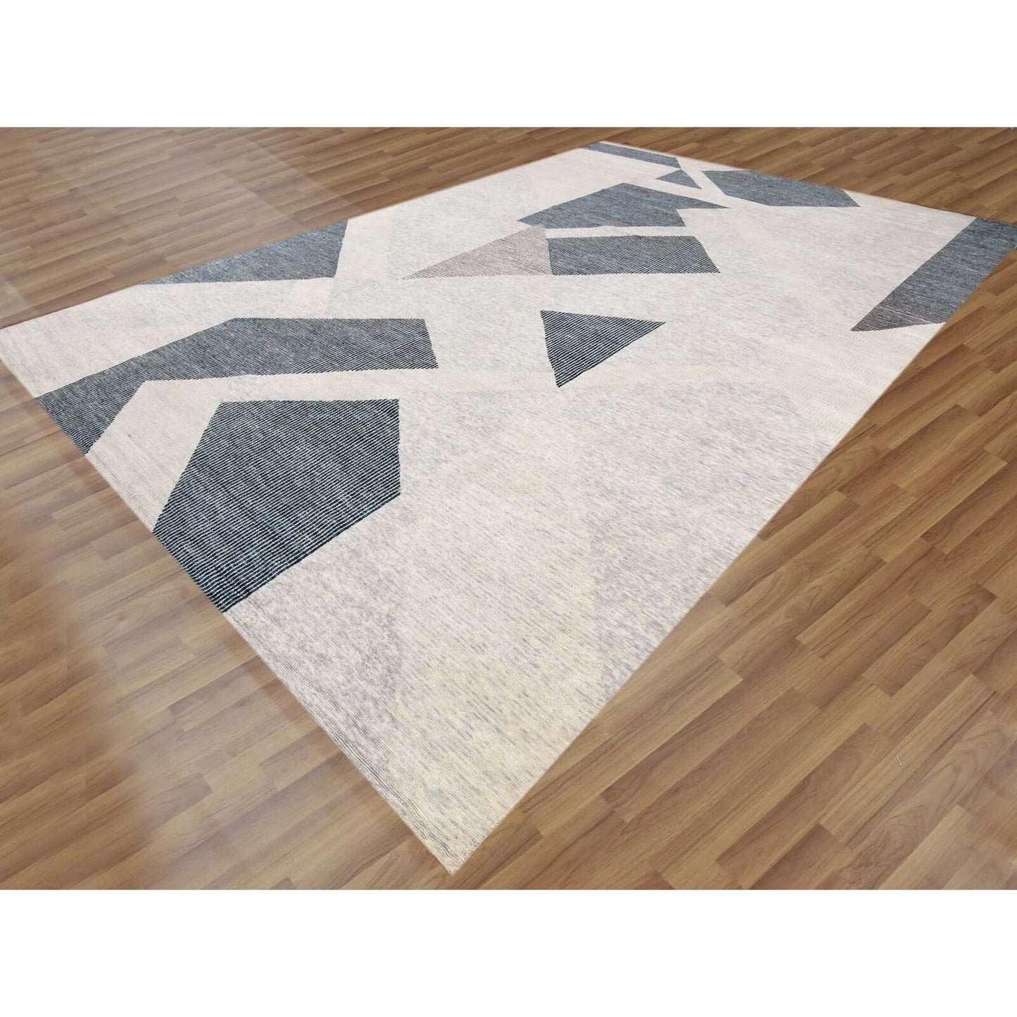 12'1"X18' Gray Art Deco Collection Soft Wool Hand Knotted Oversized Rug
