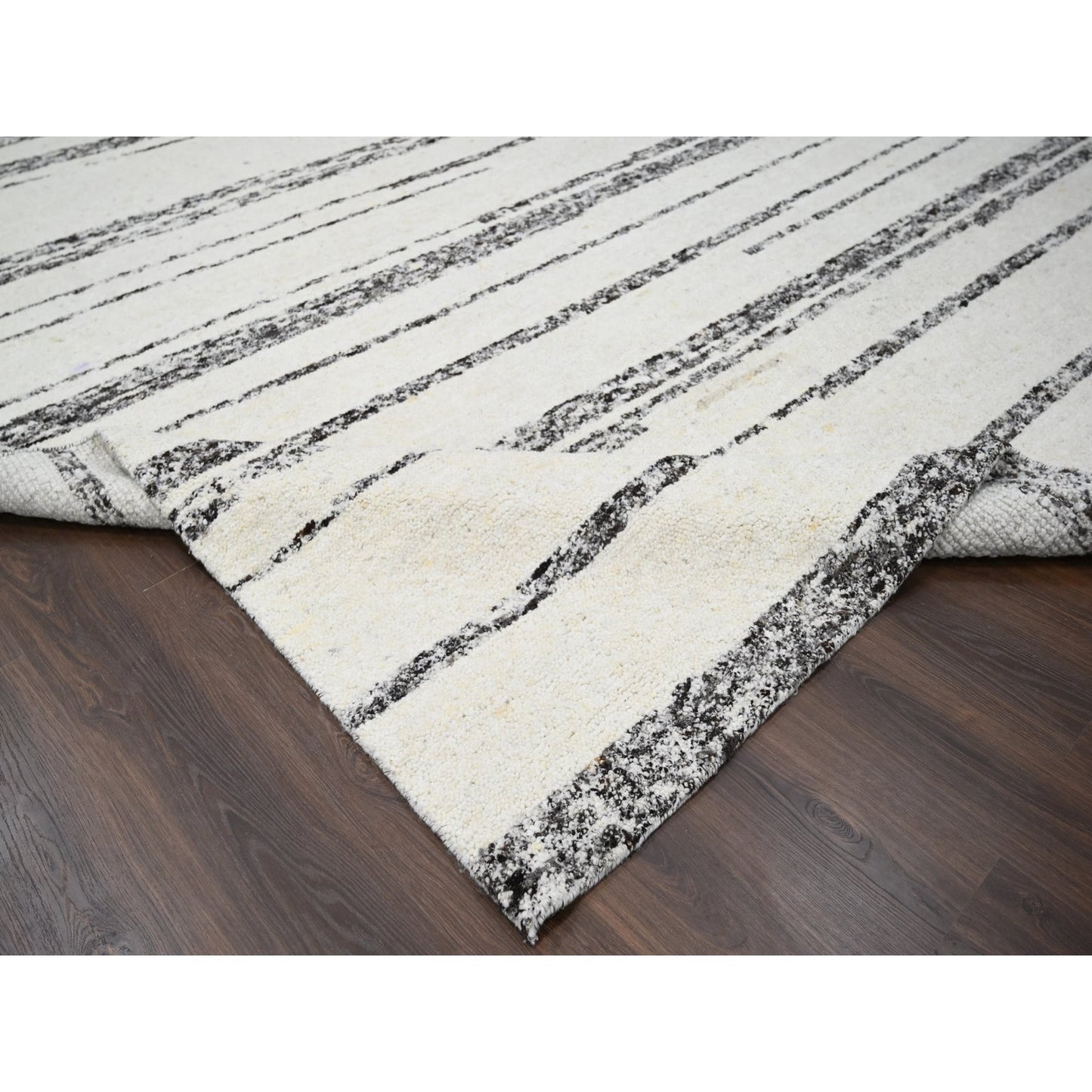 12'X17'9" Ivory Striae Design Wool Hand Knotted Oversized Oriental Rug
