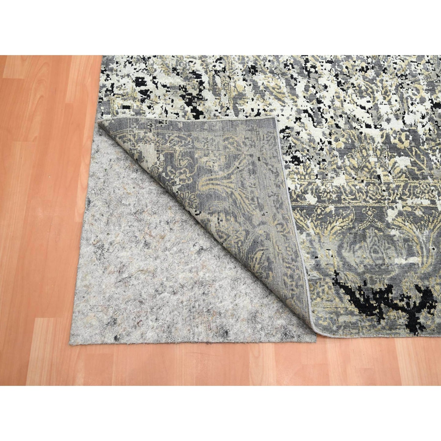9'X12'2" Gray Erased Zoroastrian Design Wool And Silk Hand Knotted Rug