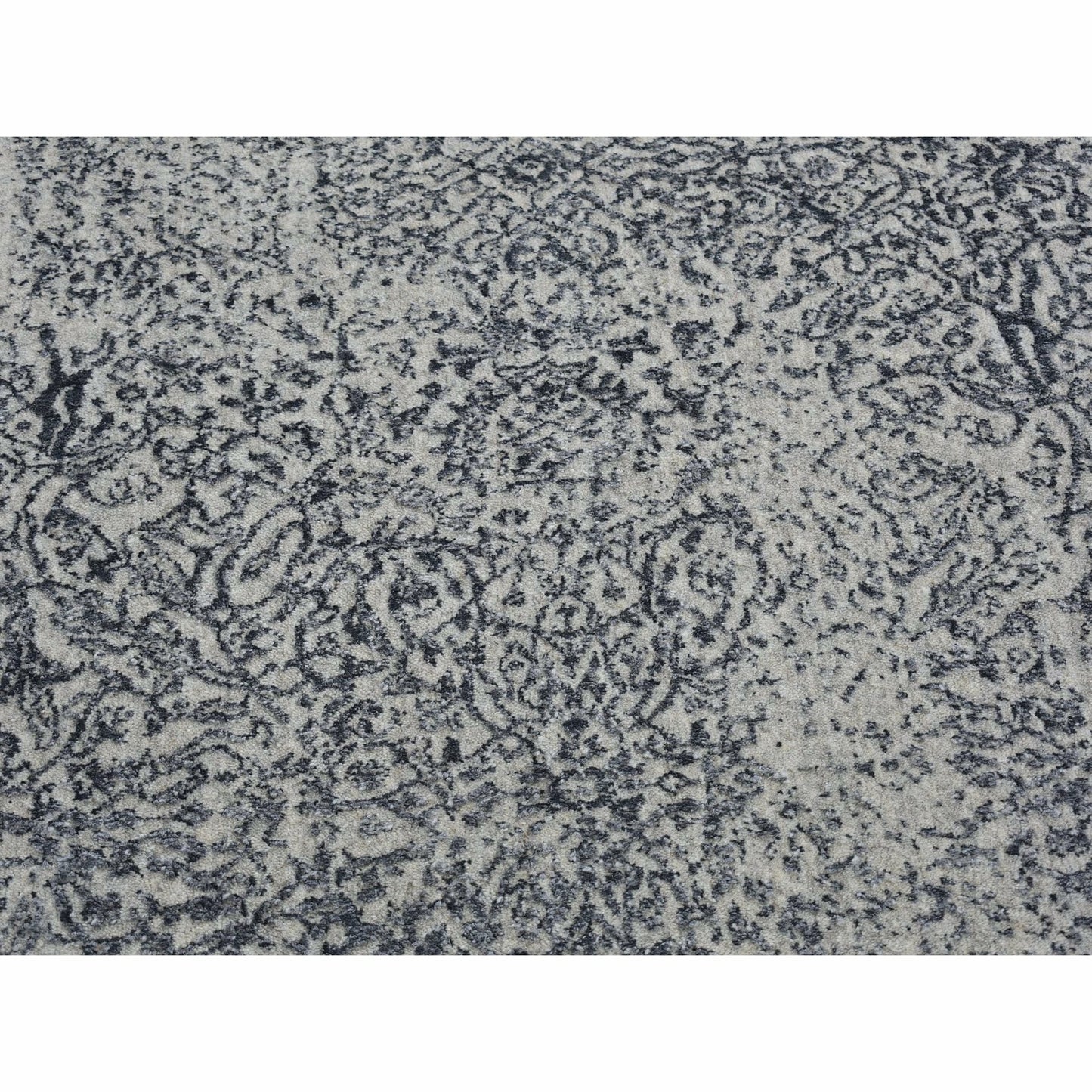 7'10"X9'9" Gray Fine Jacquard Hand Loomed Erased Design Wool And Silk Rug