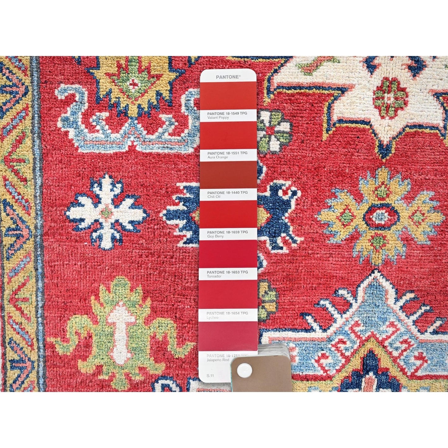 4'10"X7' Red Kazak With Geometric Medallions Design Hand Knotted Wool Rug