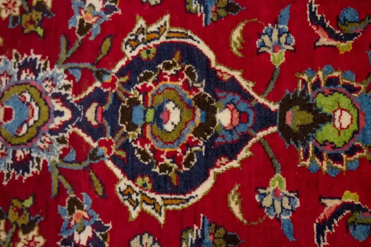 Vintage Handmade Oriental Rug Classic Floral Wool