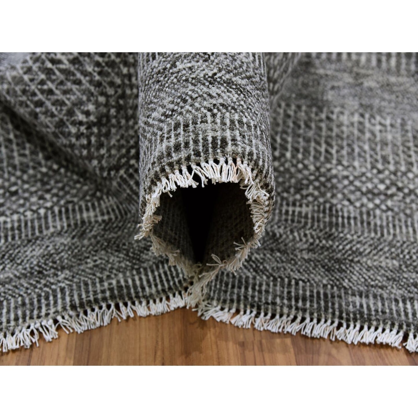 12'2"X15'2" Gray Undyed 100% Wool Grass Design Hand Knotted Oversized Rug
