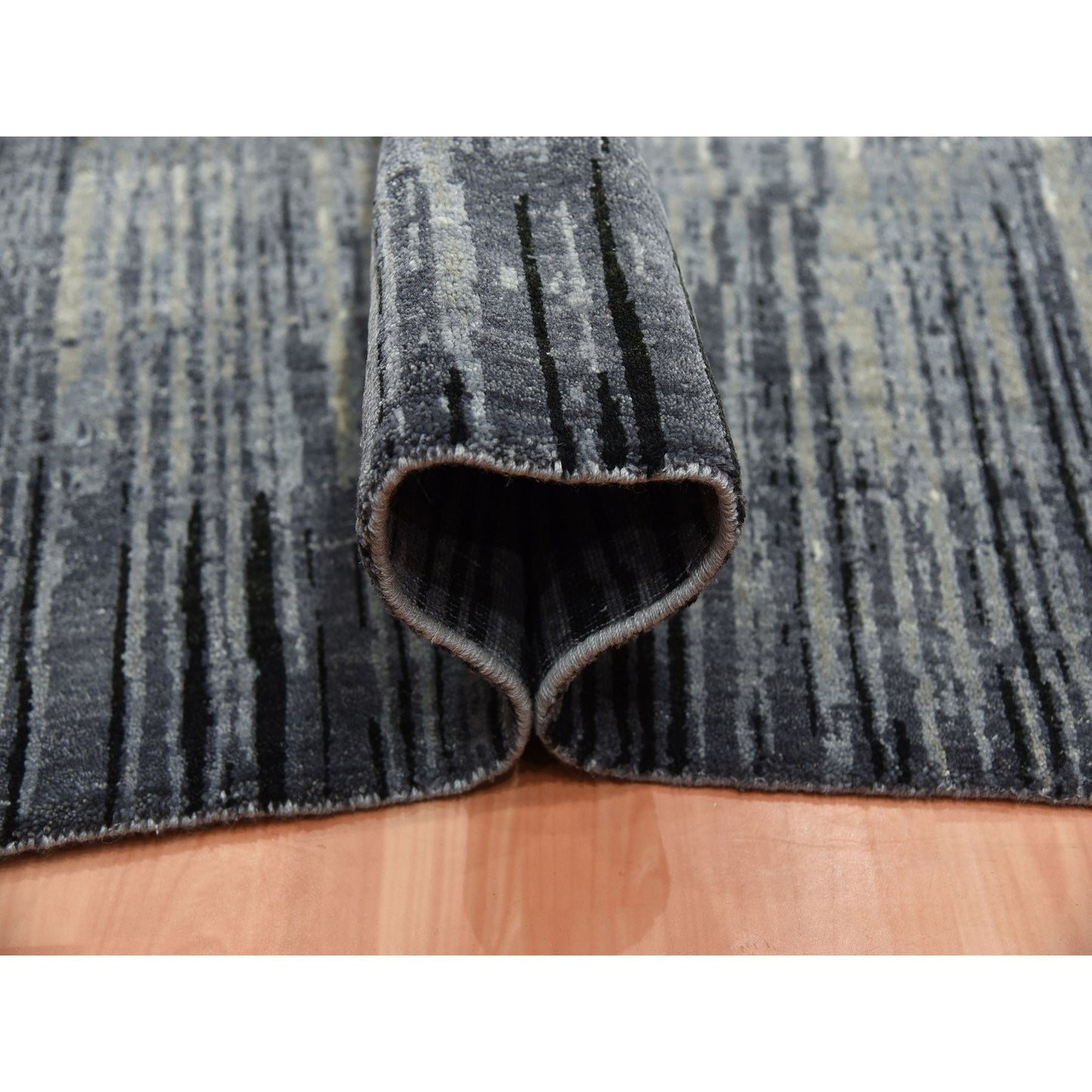 8'X8'4" Gray And Black Hand Knotted Modern Ombre Design Wool Square Rug