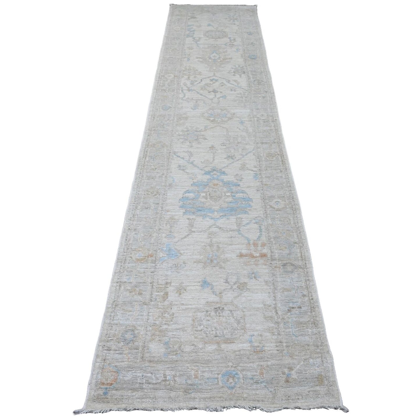 2'8"X12'4" White Hand Knotted Angora Oushak Leaf Design Wool Runner Rug
