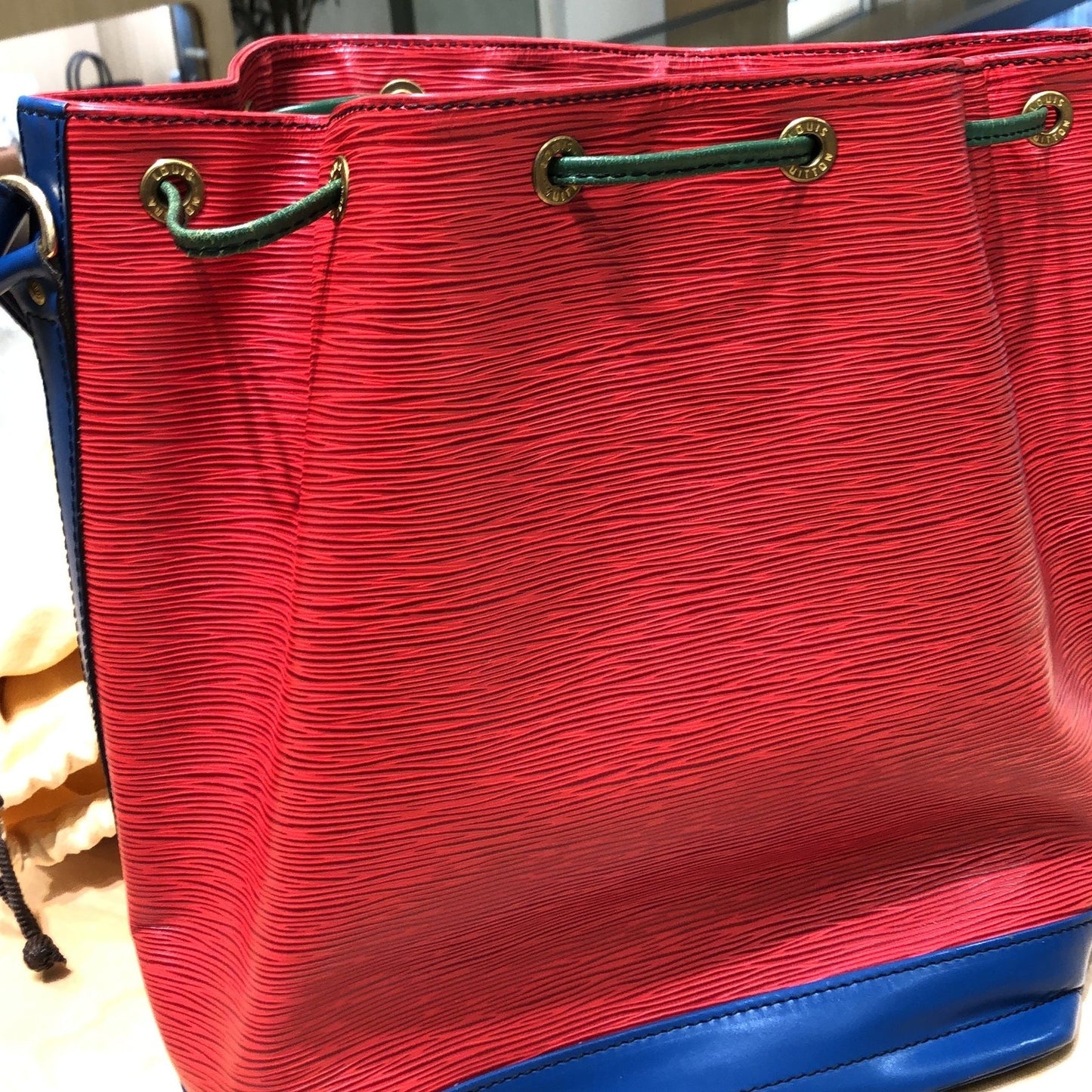 Louis Vuitton Tricolor Noe Handbag Epi Leather Large