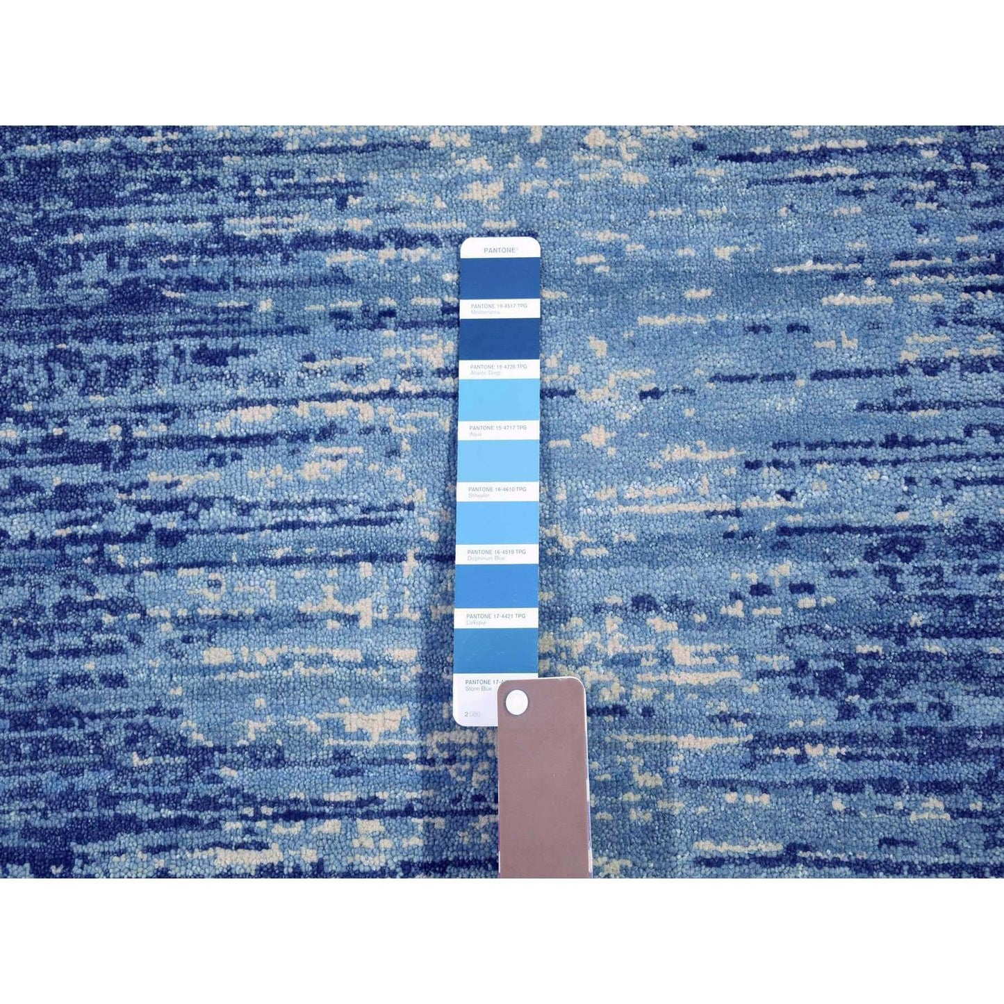 2'7"X10'2" Hand Knotted Ombre Design Pure Wool Blue Oriental Runner Rug