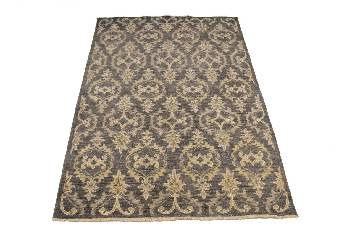 Hand-Knotted Transitional Rug Antique-Washed