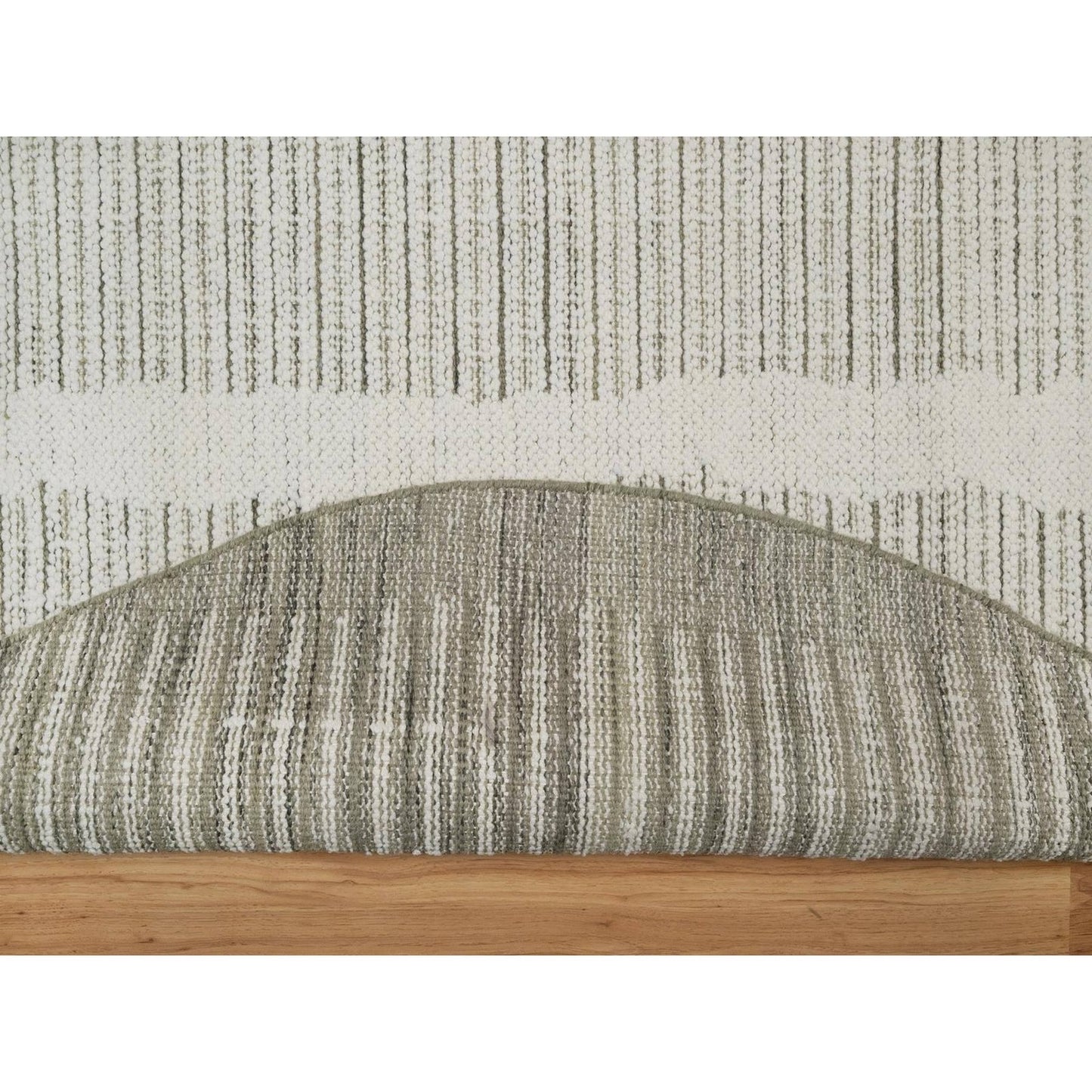 5'9"X5'9" Ivory Hand Woven Round Rug Flat Weave With Pile Natural Wool