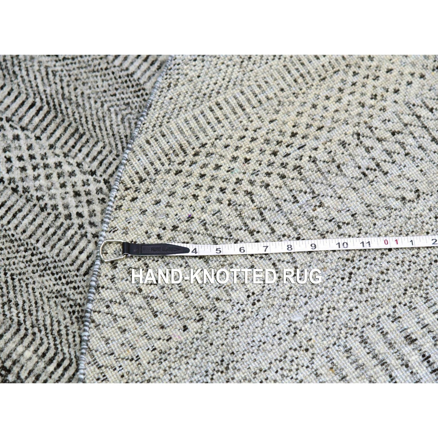 6'X6' Perfect Gray Undyed Wool Grass Design Hand Knotted Round Rug