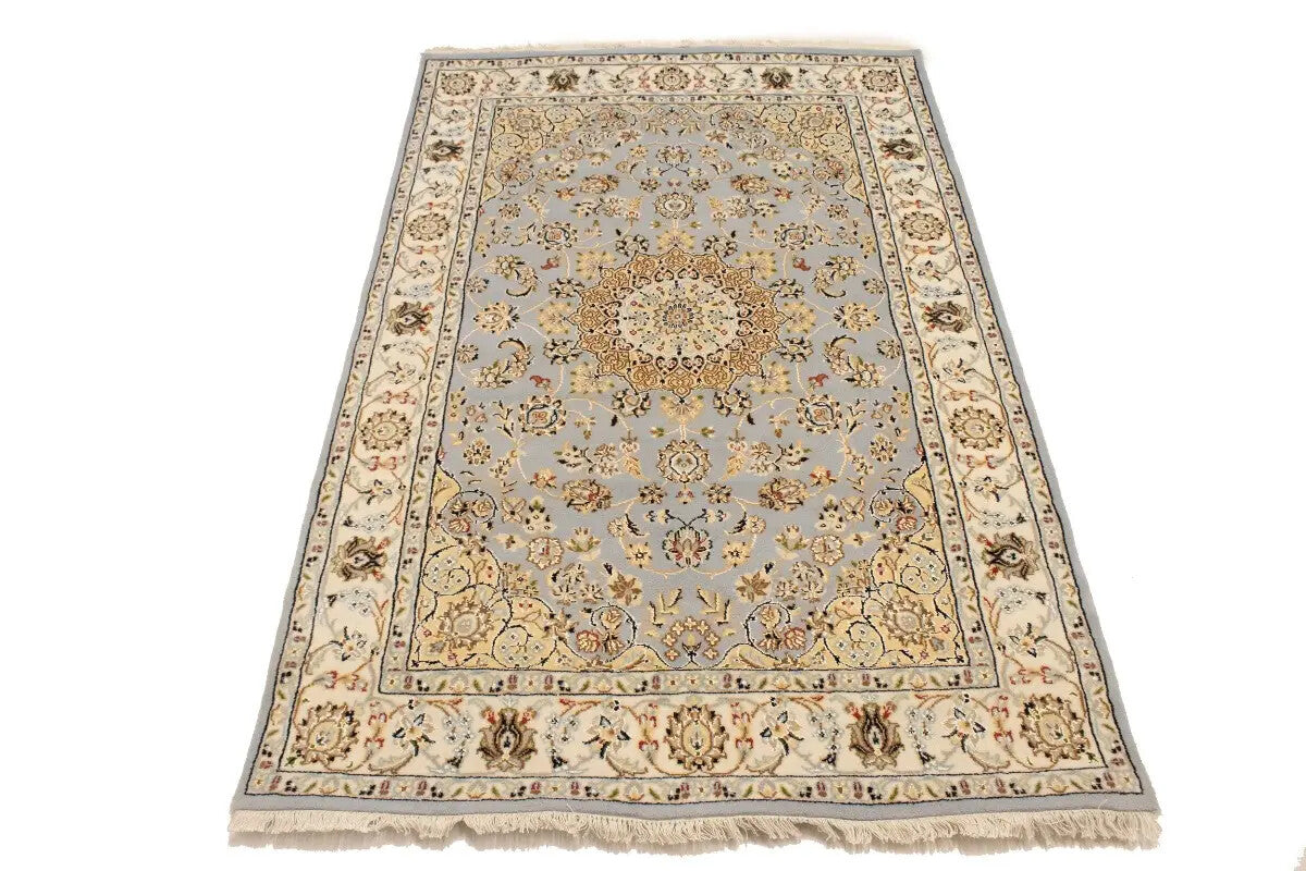 Handmade Extra Fine Indo-Nain Oriental Rug