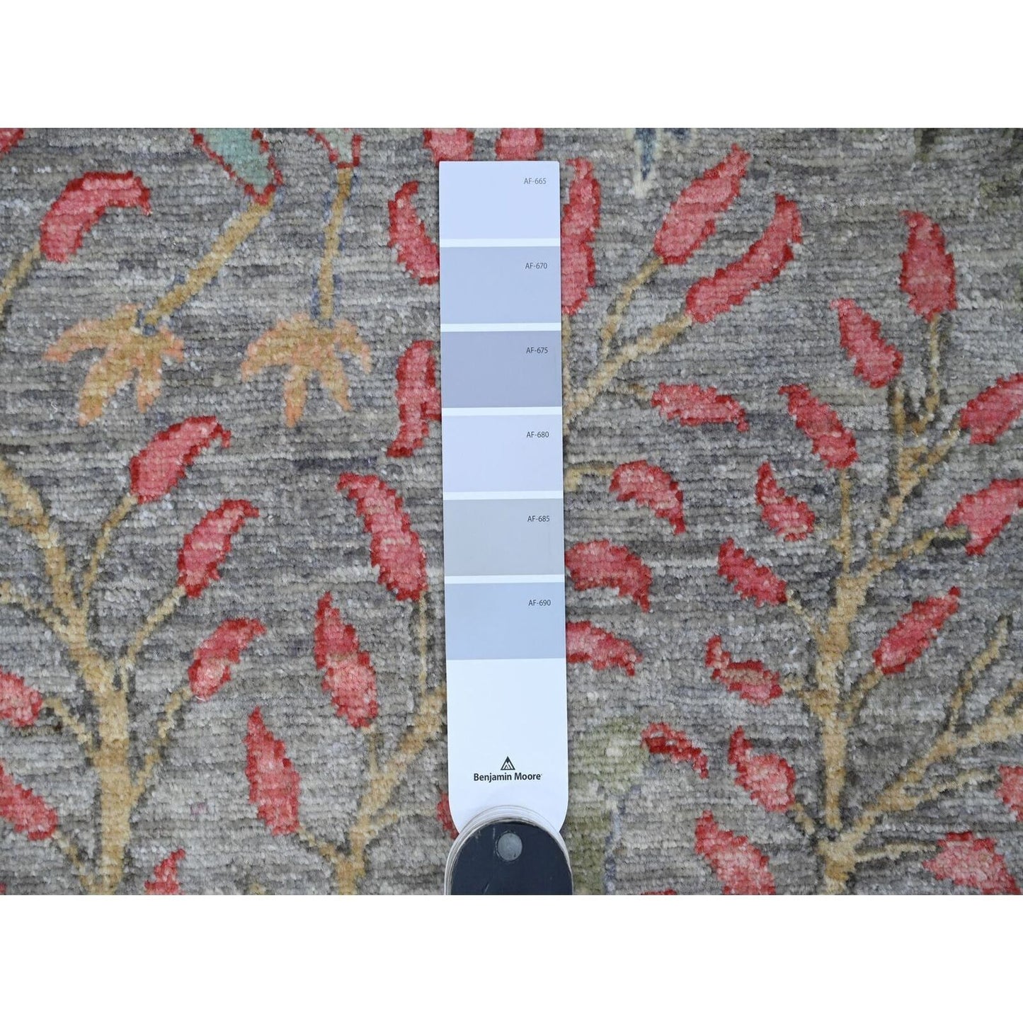 7'9"X7'9" Gray Birds Of Paradise Design Hand Knotted Soft Wool Round Rug