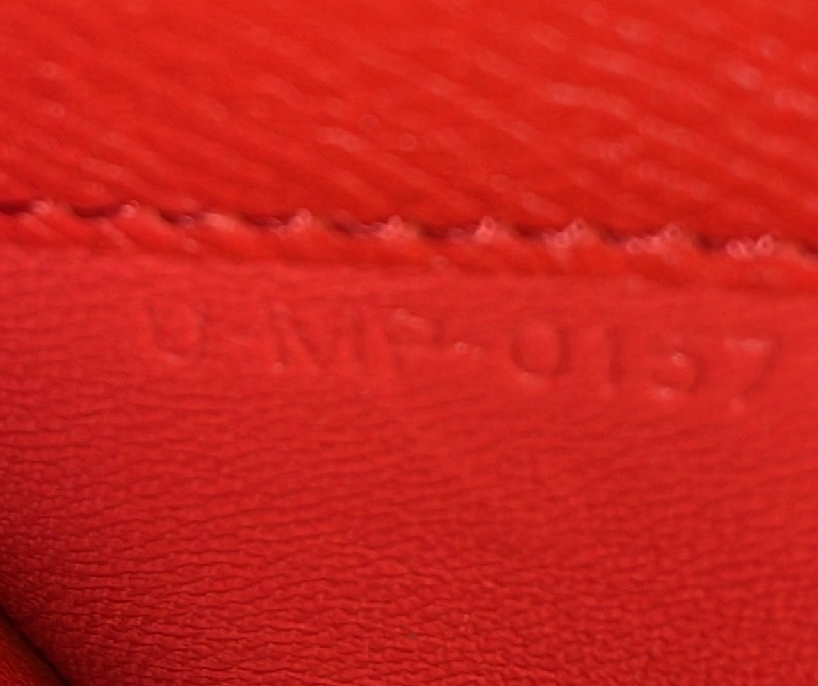 Celine Trotteur Crossbody Bag Grainy Leather Small