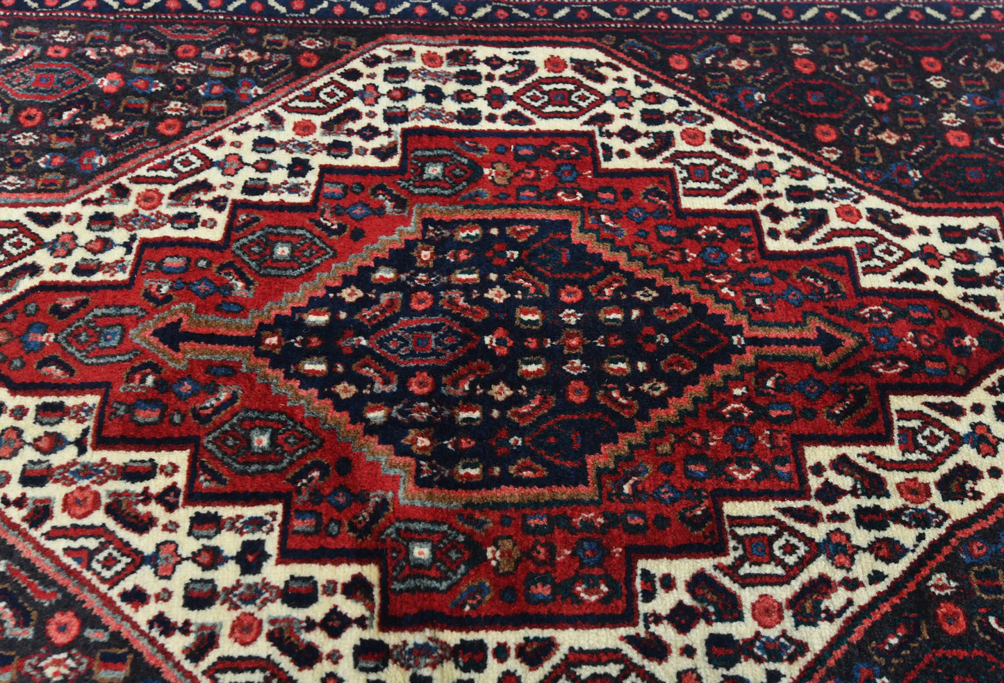 Vintage Hand-Knotted Red Wool Rug 2'5X3'4 Ft