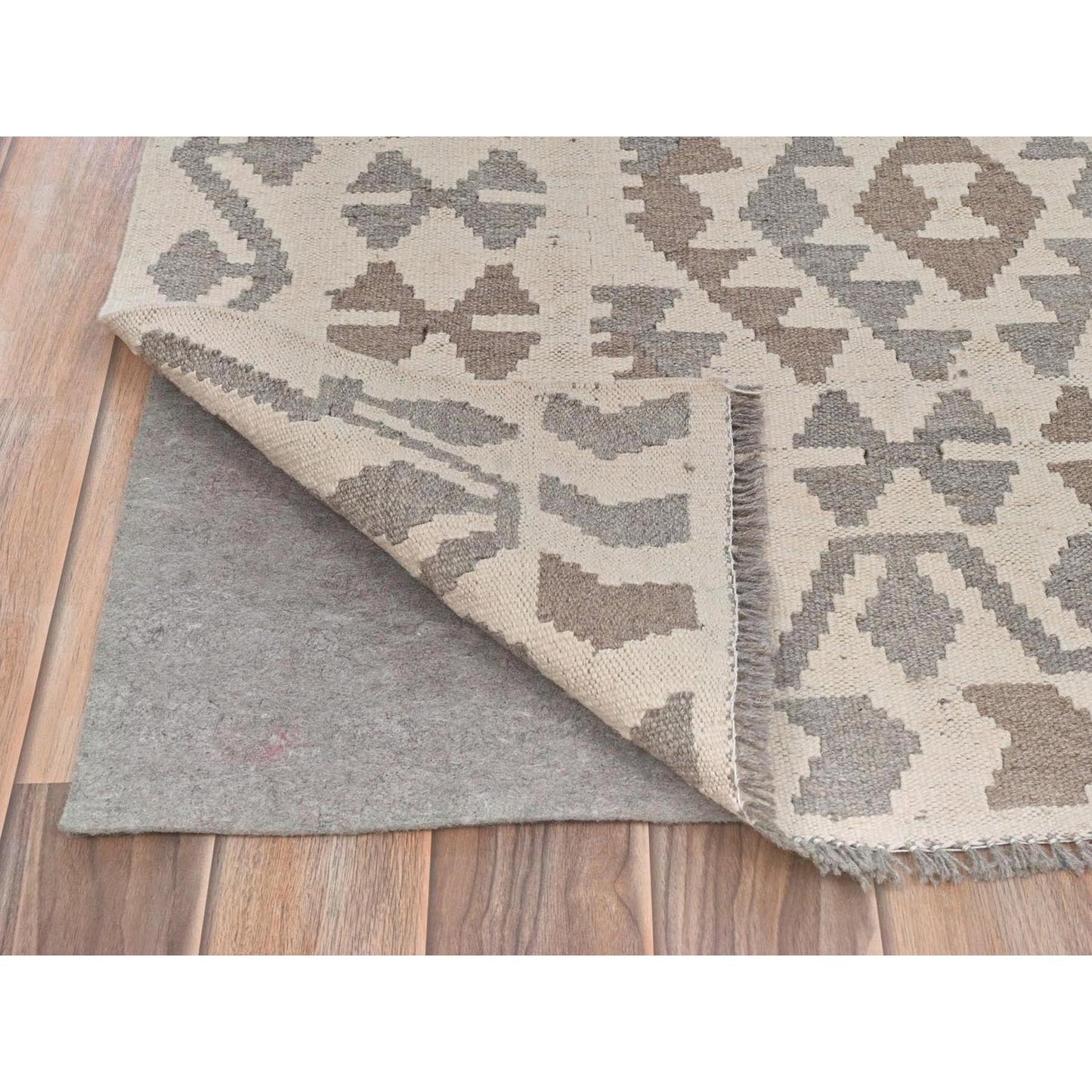 4'9"X6'5" Ivory Organic Wool Hand Woven Afghan Kilim Flat Weave Rug