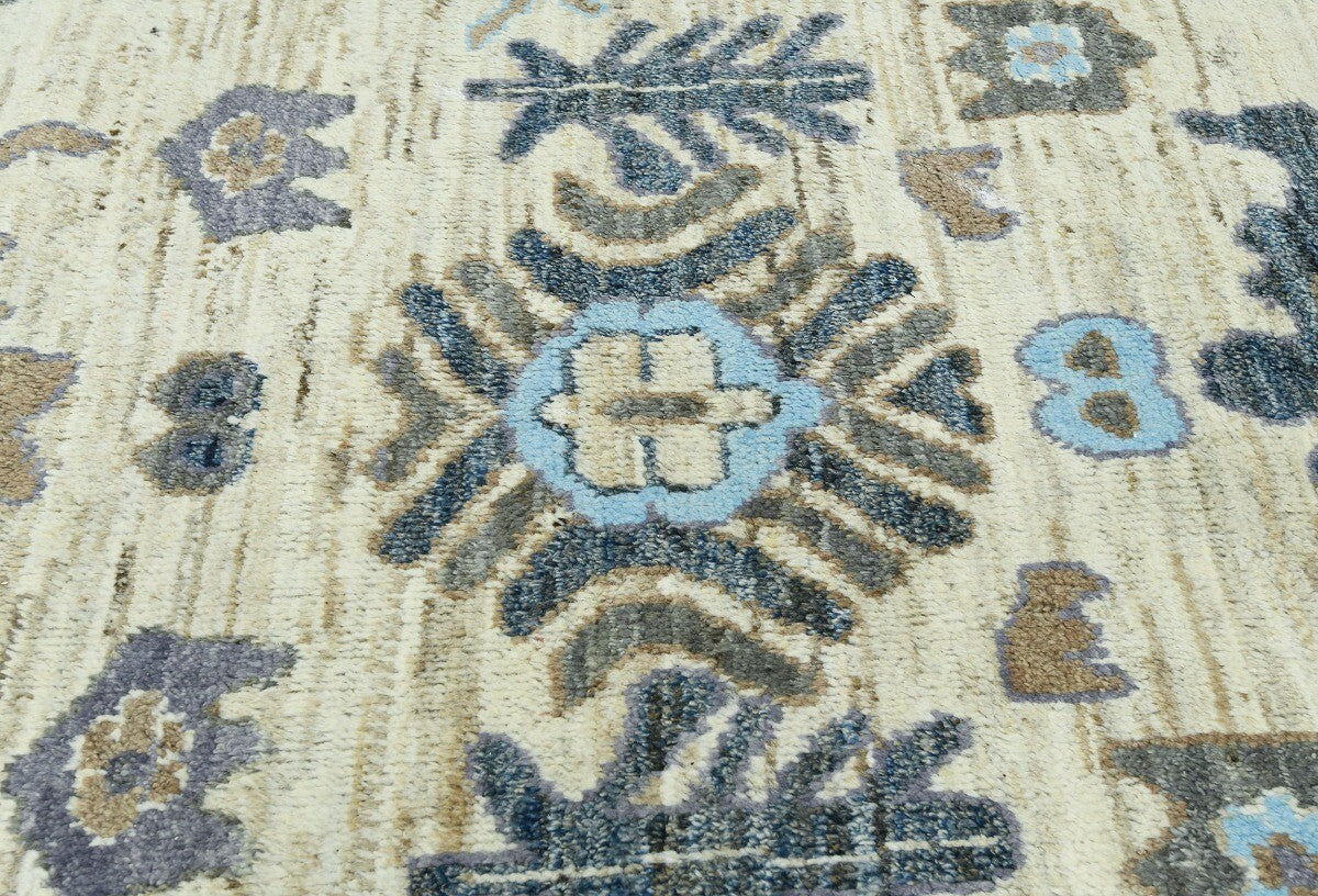 Vintage-Style Peshawar Oushak Oriental Rug Floral