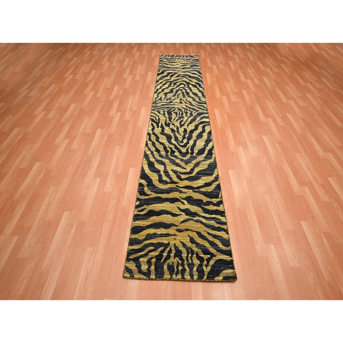 2'6"X12' Black-Gold Tiger Skin Design 100% Wool Hand Knotted Runner Rug