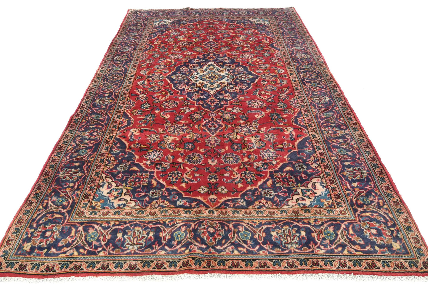 Hand-Knotted Vintage 5X9 Ft Oriental Rug Floral
