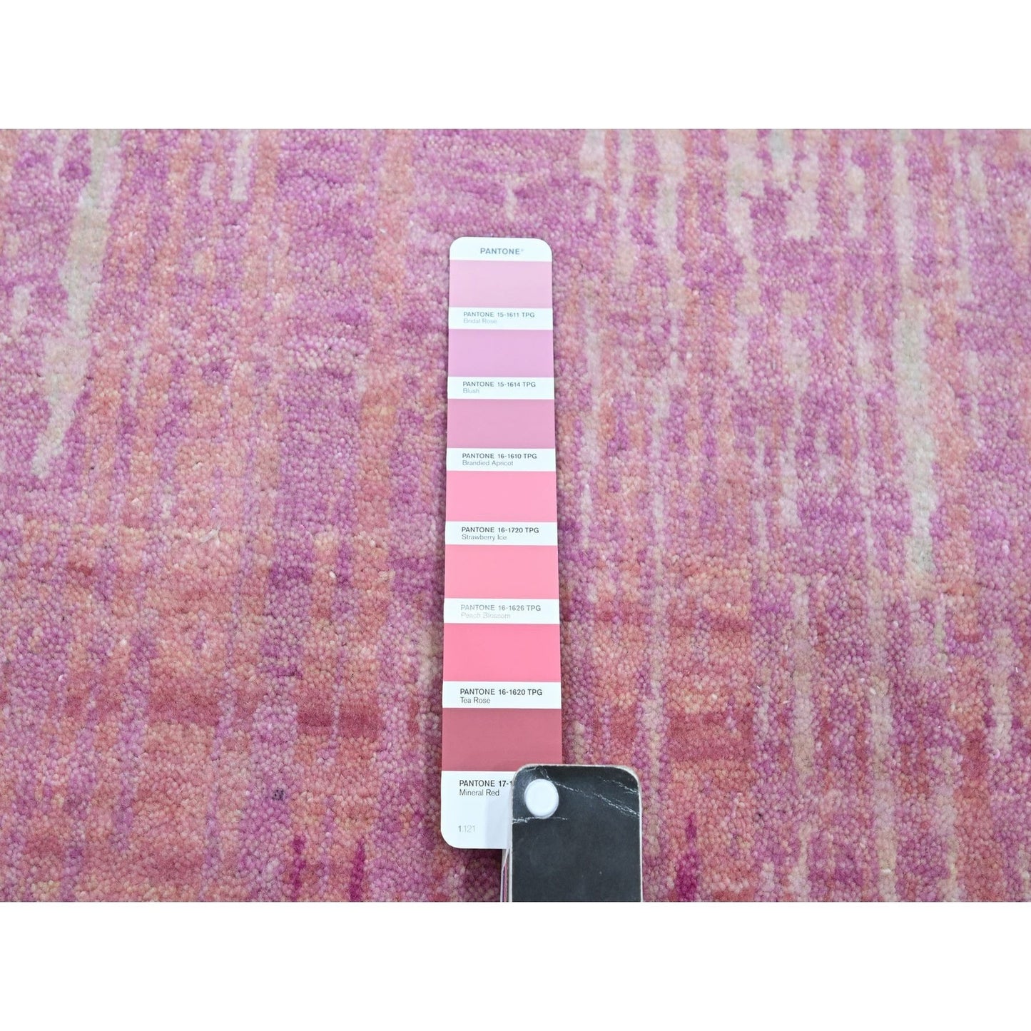 8'1"X10'4" Shades Of Pink Vertical Ombre Design Wool Hand Knotted Rug