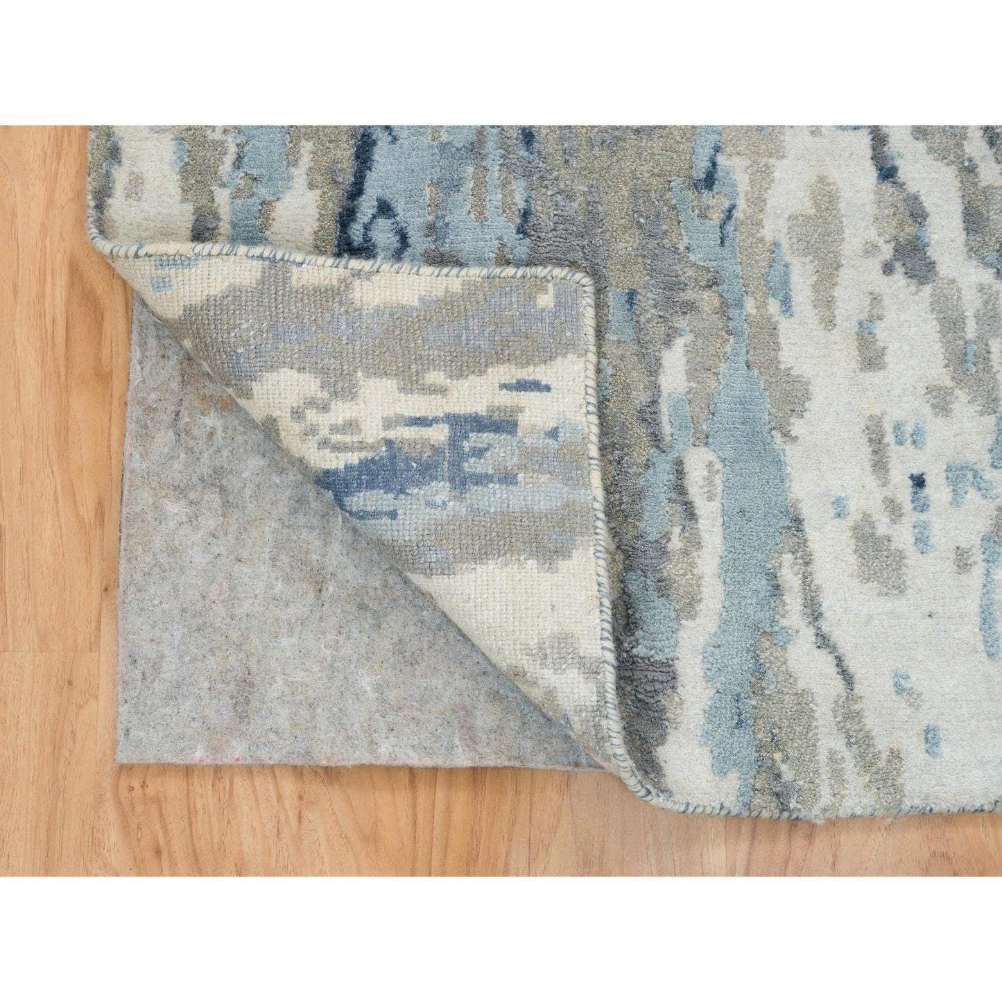 2'7"X8'1" Gray Abstract Design Wool And Silk Hand Knotted Runner Rug