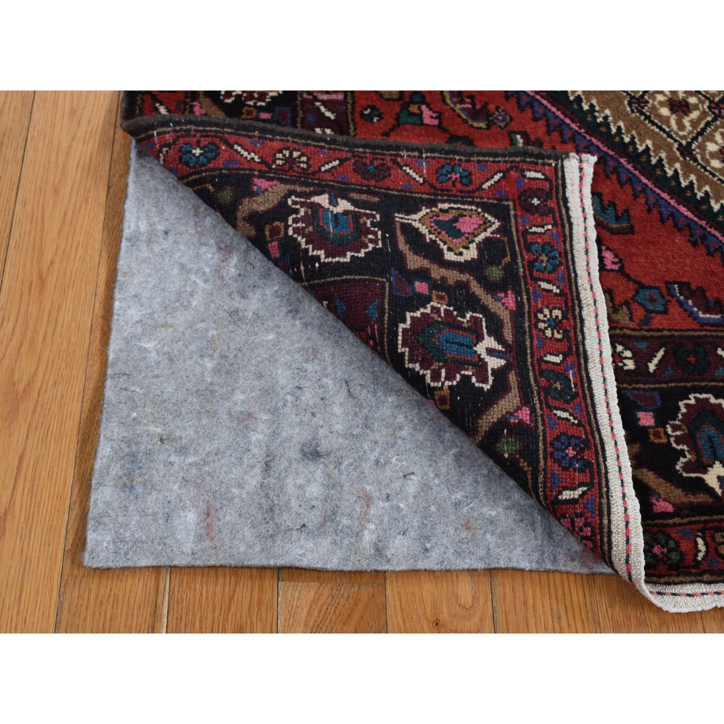 4'1"X6'9" Taupe Gray New Zoroastrian Serrib Hand Knotted 100% Wool Rug