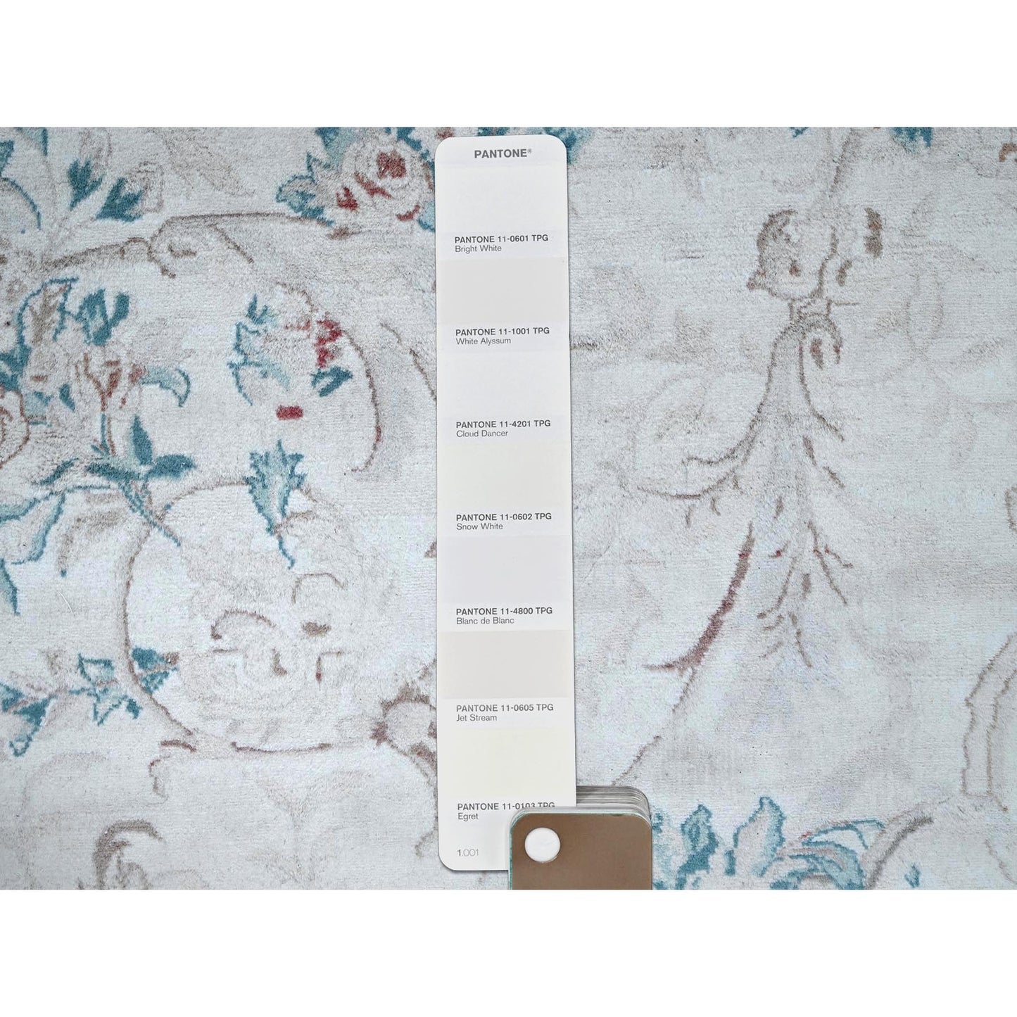 9'X11'9" White Aubusson Design Zoroastrian 300 Kpsi Wool Hand Knotted Rug