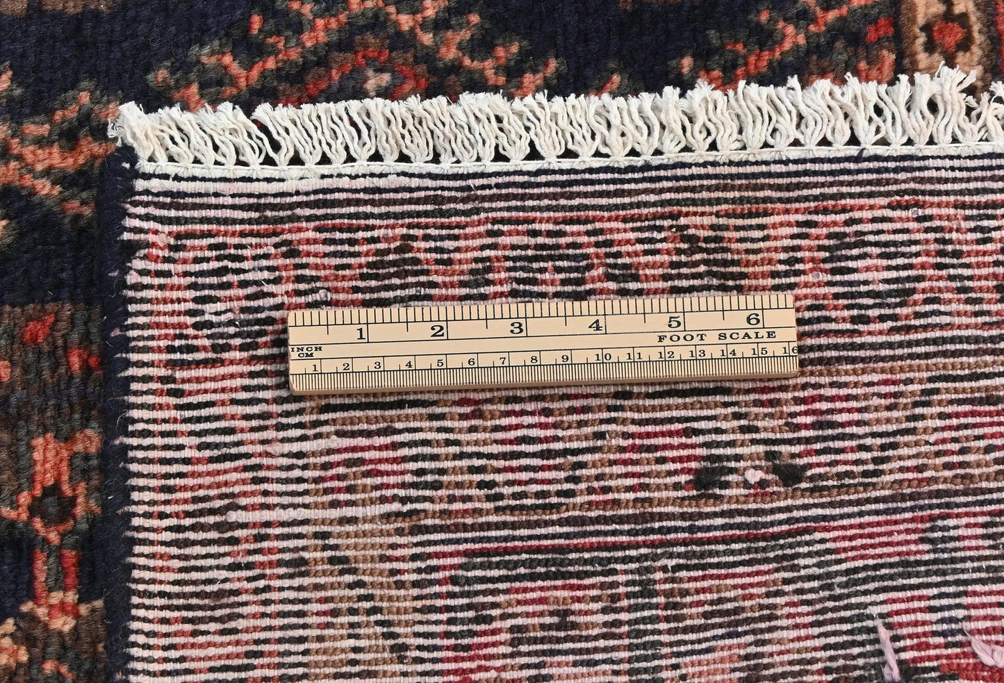 Hand-Knotted Vintage Oriental Rug 3'6X6'5 Ft