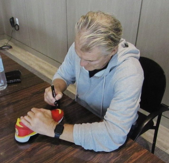 Dolph Lundgren Signed/Auto Pair Of Rocky/Drago Sneakers Size 9.5 Psa/Dna 198691
