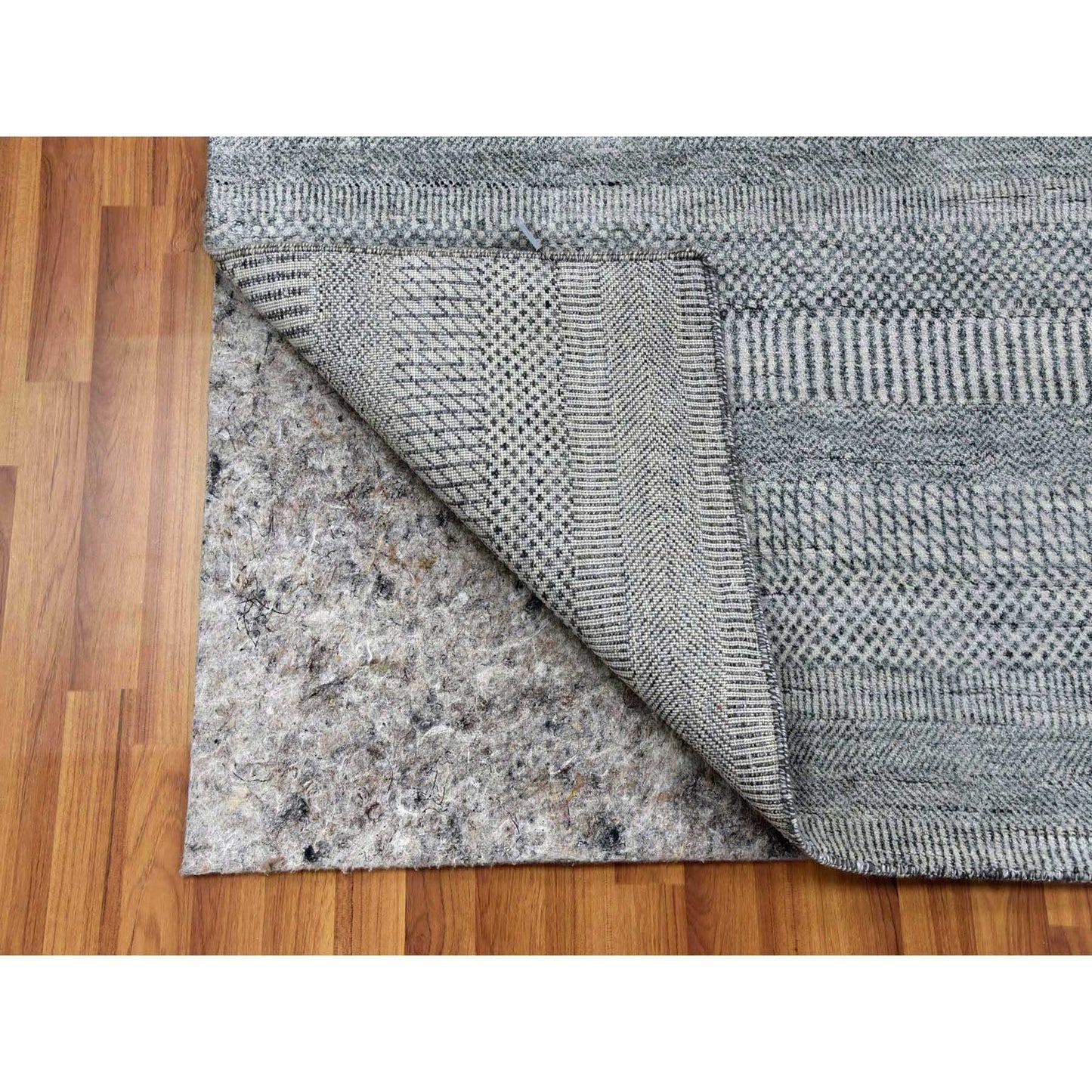 8'X10'3" Gainsboro Gray Wool And Silk Hand Knotted Grass Design Rug