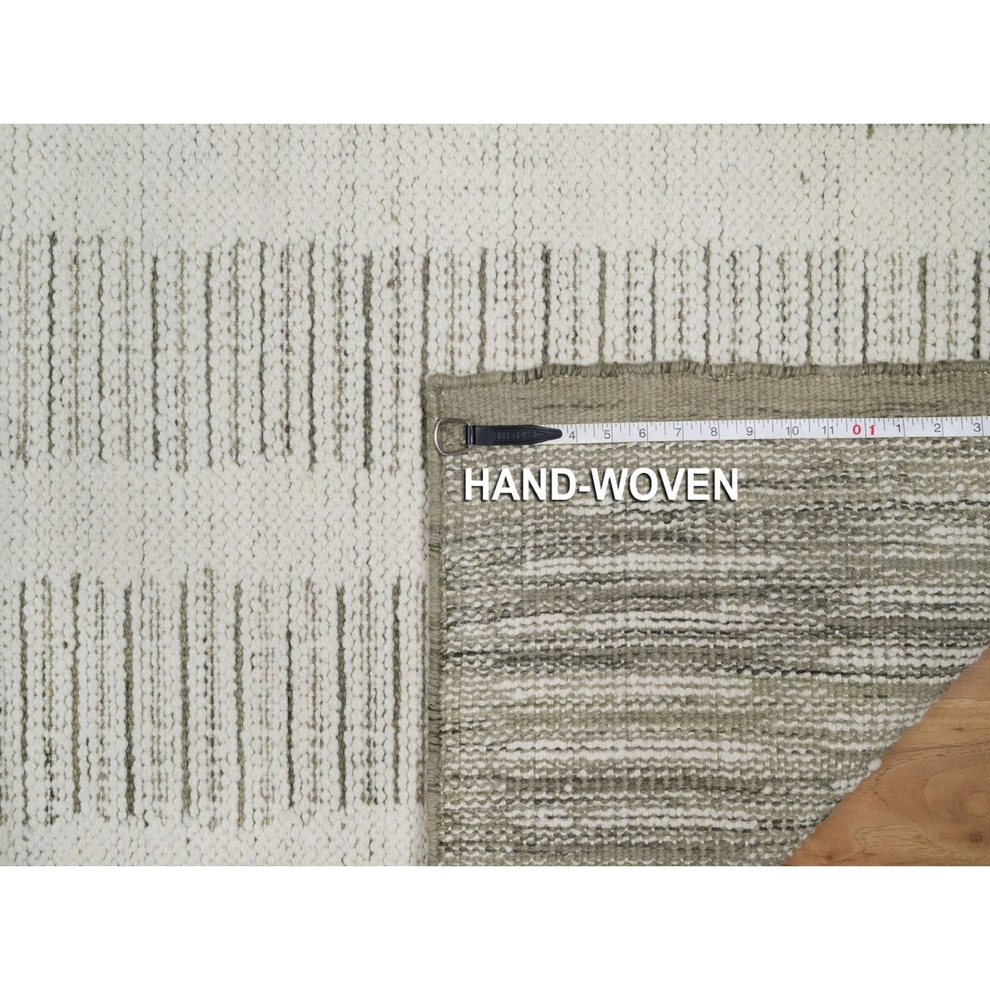 2'6"X10' Ivory Hand Woven Flat Weave Textured Natural Wool Runner Rug