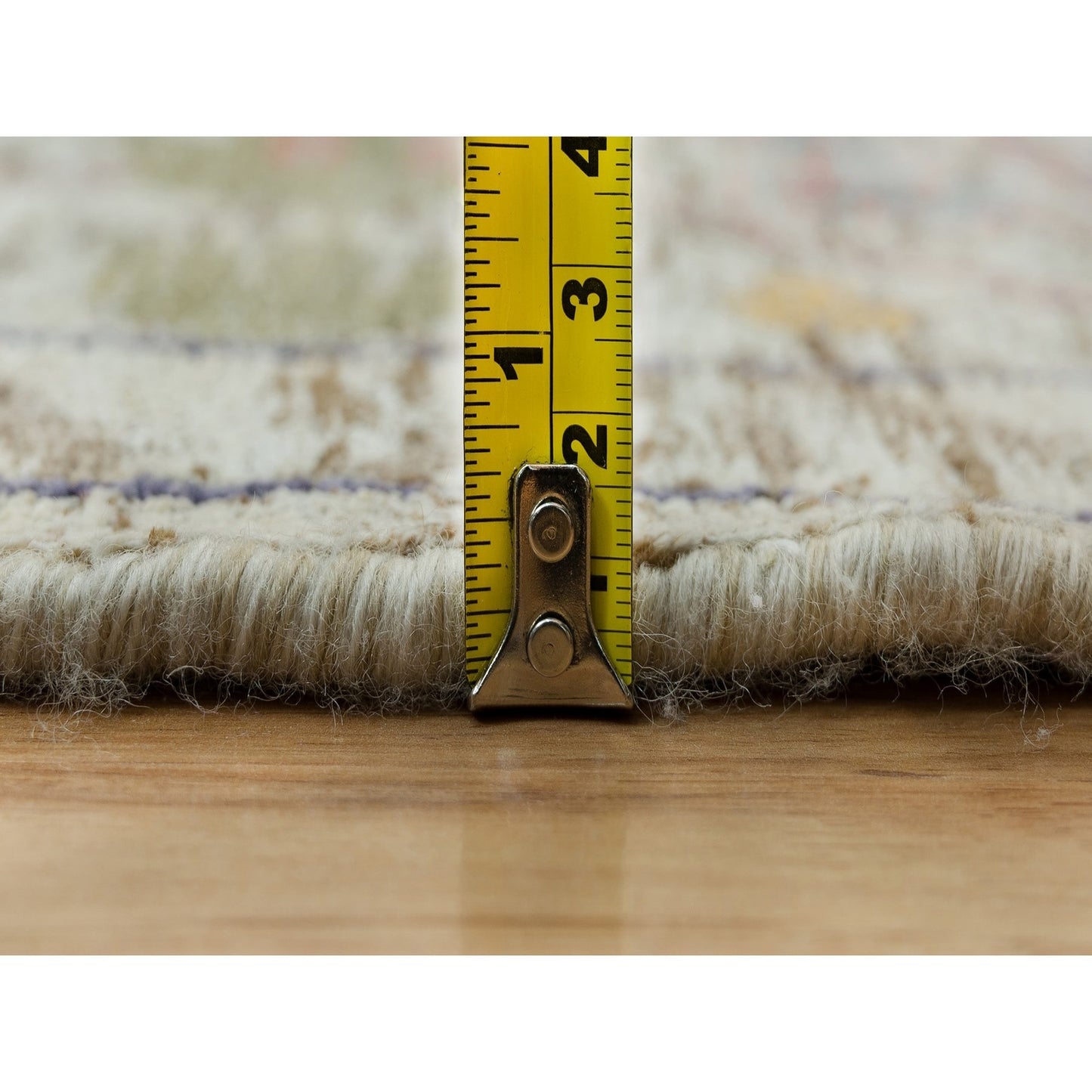 10'X10' Beige Silk And Wool Hand Knotted Directional Vase Round Rug