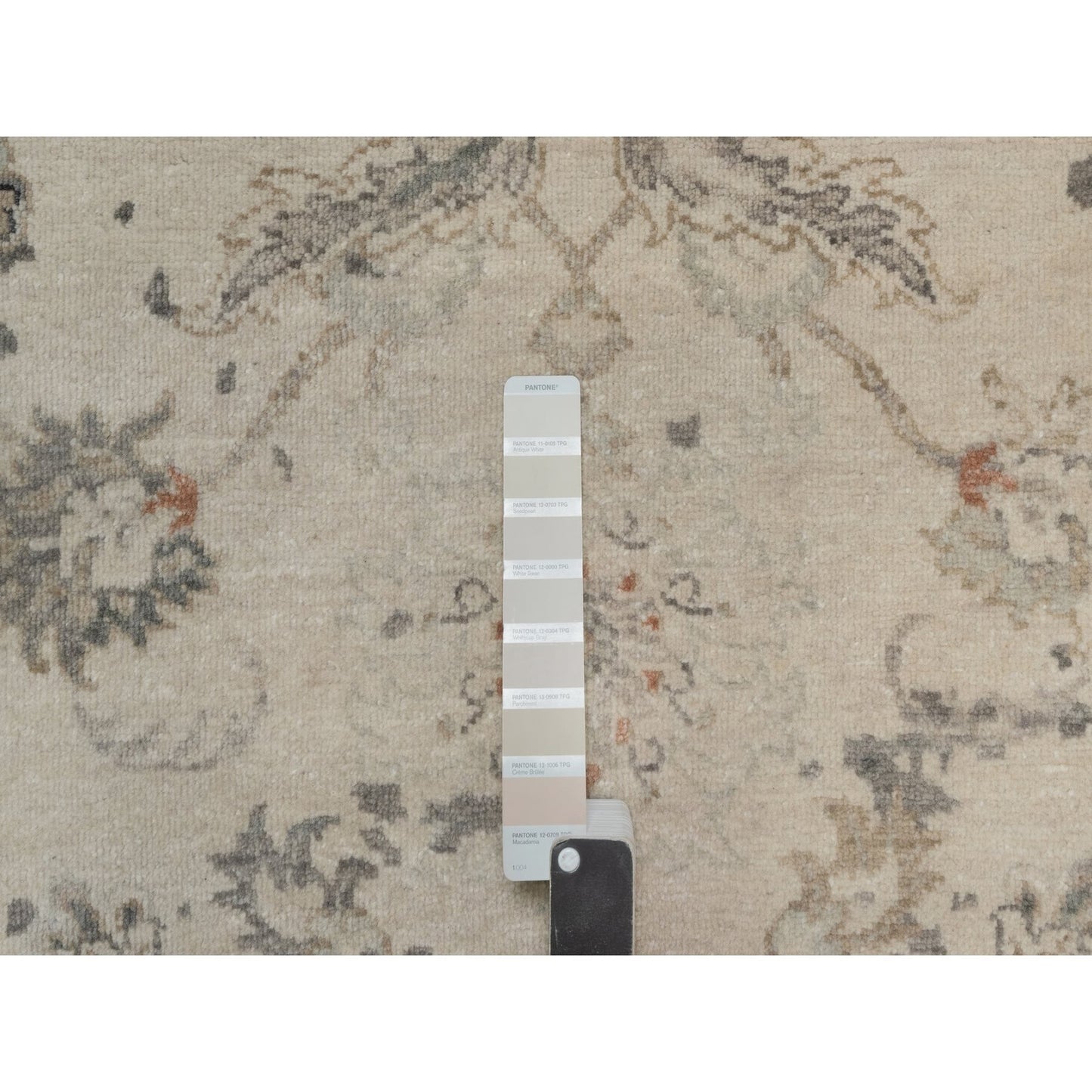 9'X12'2" Ivory Agra Design Botanical Pattern Hand Knotted Pure Wool Rug