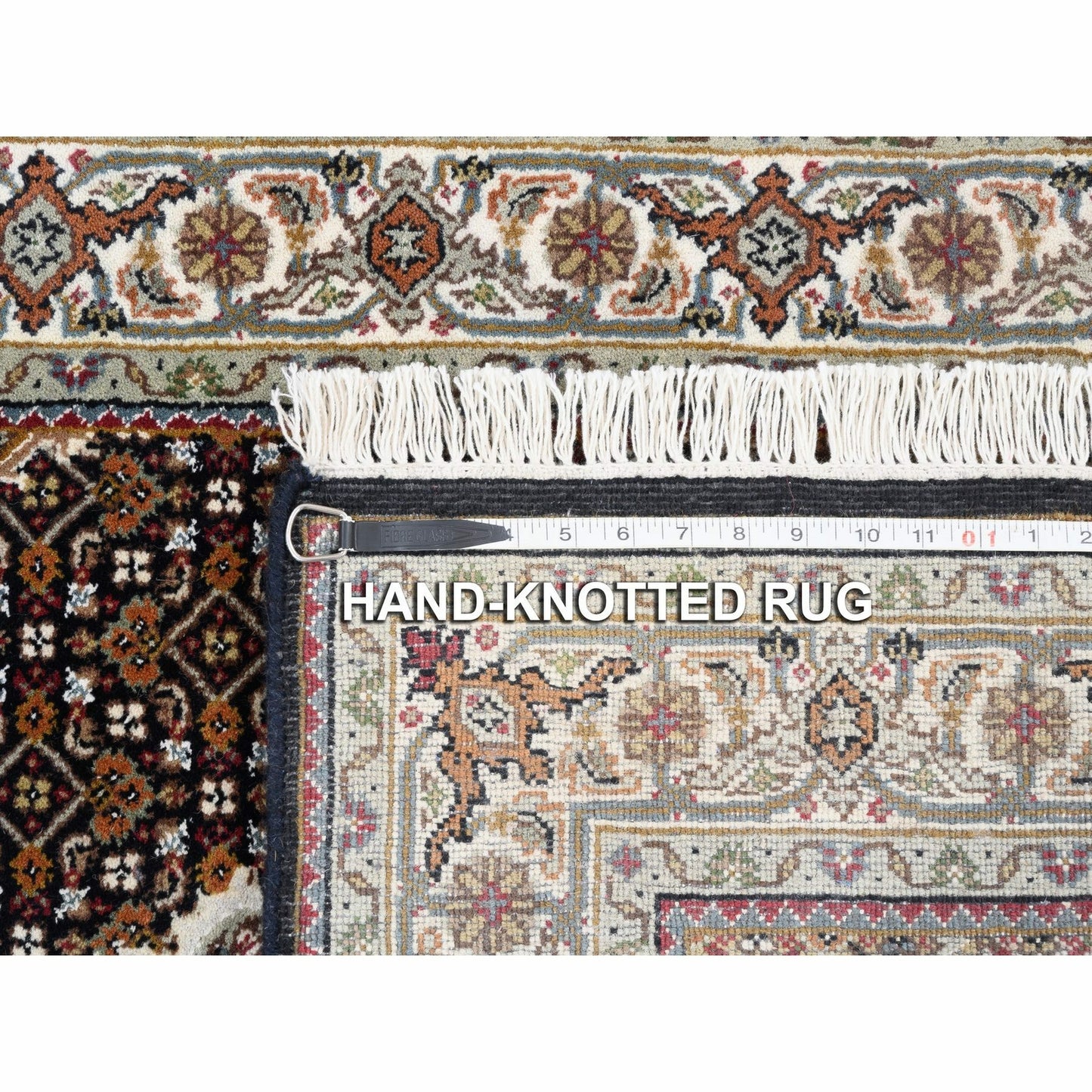 3'10"X6' Hand Knotted Tebraz Mahi Fish Medallion Design Wool And Silk Rug