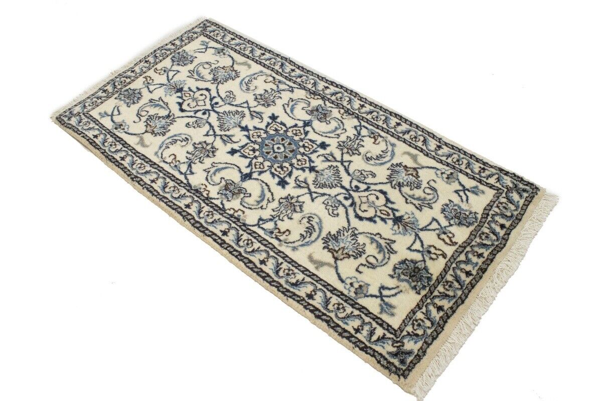Vintage Nain Oriental Rug Cream Floral Classic