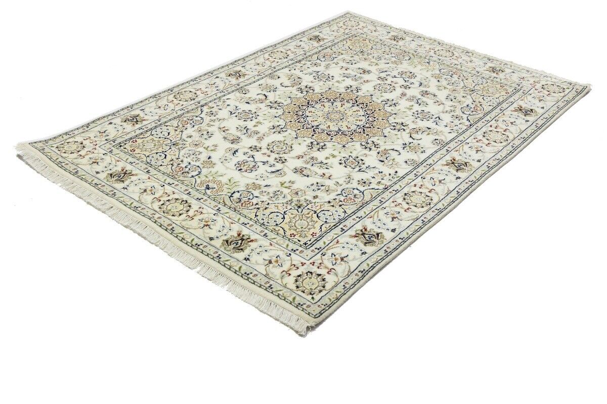 Hand-Knotted Floral Indo-Nain Rug Traditional