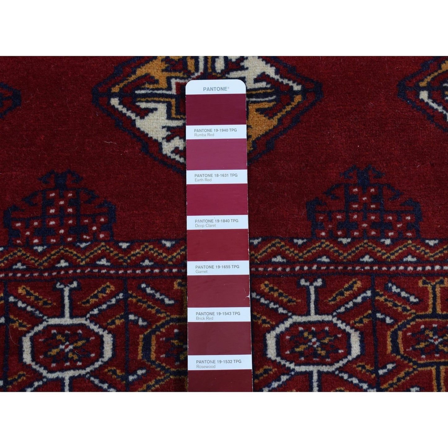 3'3"X4'2" Wine Red Zoroastrian Turkoman Bokara Pure Wool Hand Knotted Rug