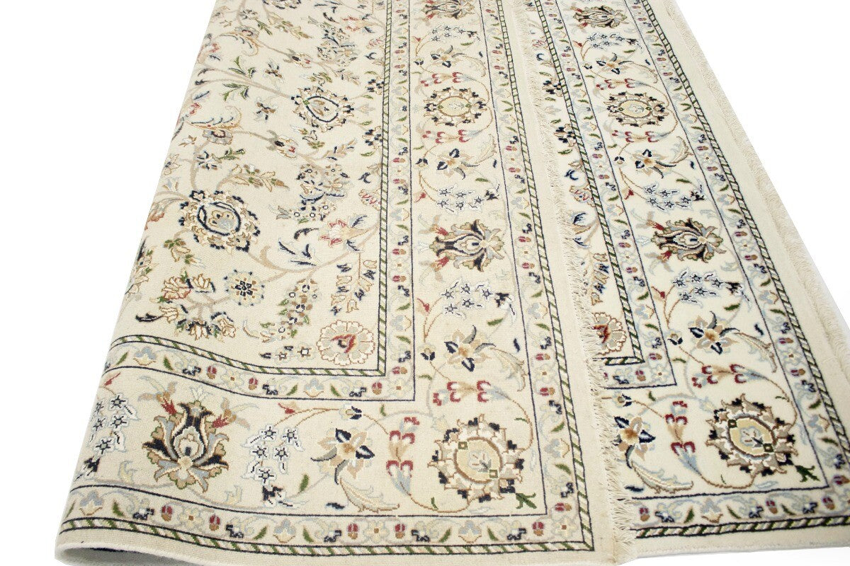 Handmade Indo-Nain Classic Floral Design Wool