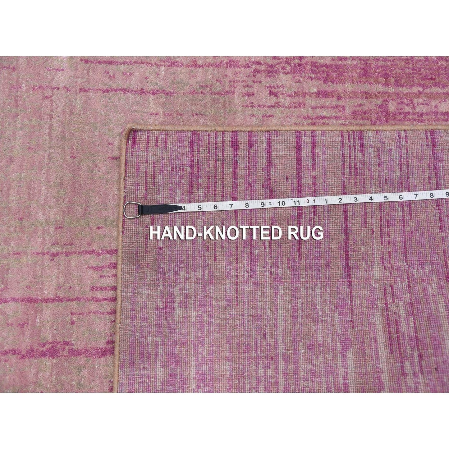 4'1"X6'2" Hand Knotted Pink Vertical Ombre Design Natural Wool Rug