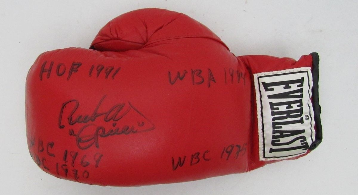 Ruben Olivares Signed Everlast Boxing Glove Jsa
