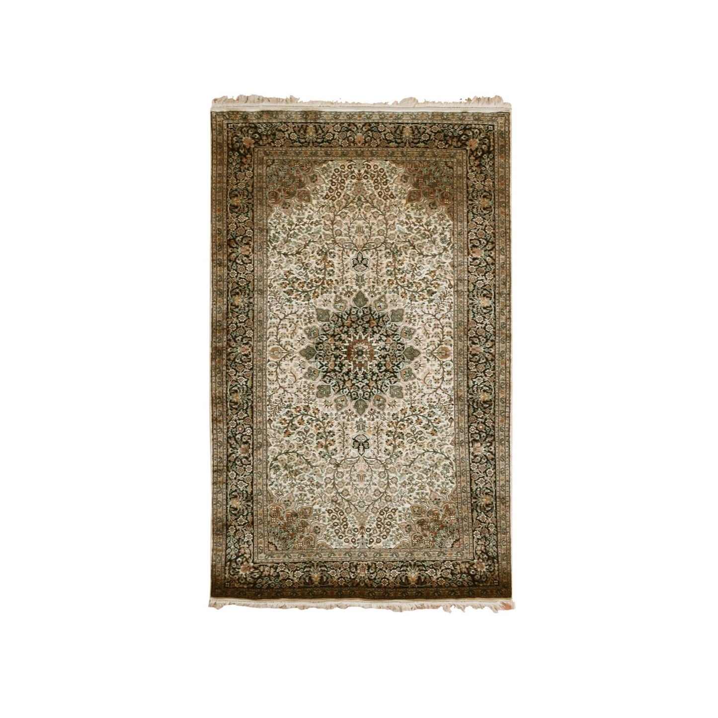 3'X5'5" Ivory Silk Intricate Medallion Design Hand Knotted Oriental Rug