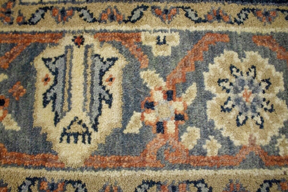 Handmade Indo-Viss Oriental Rug Cream Tribal
