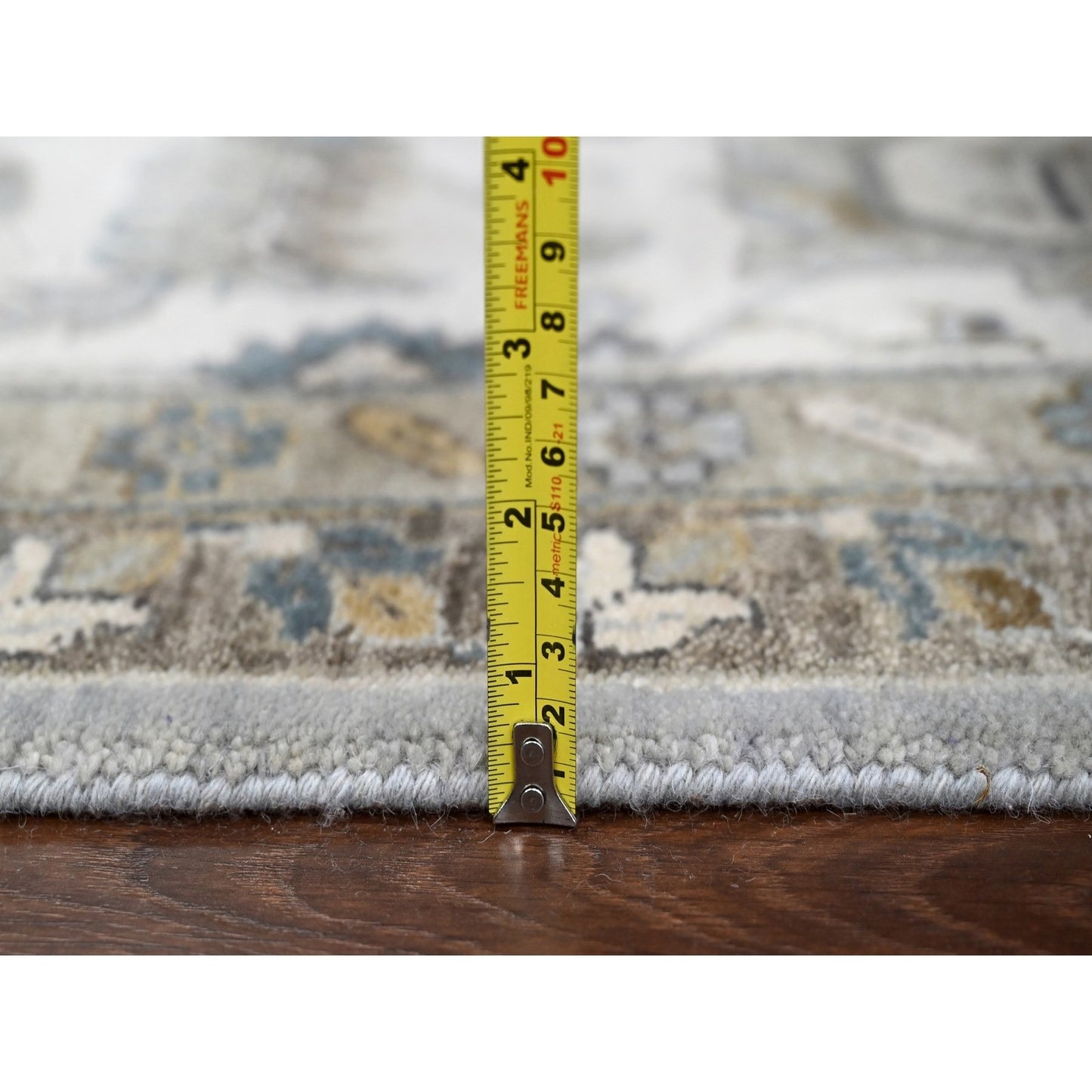 11'X11' Agreeable Gray Karjihooz 100% Wool Hand Knotted Squarish Rug